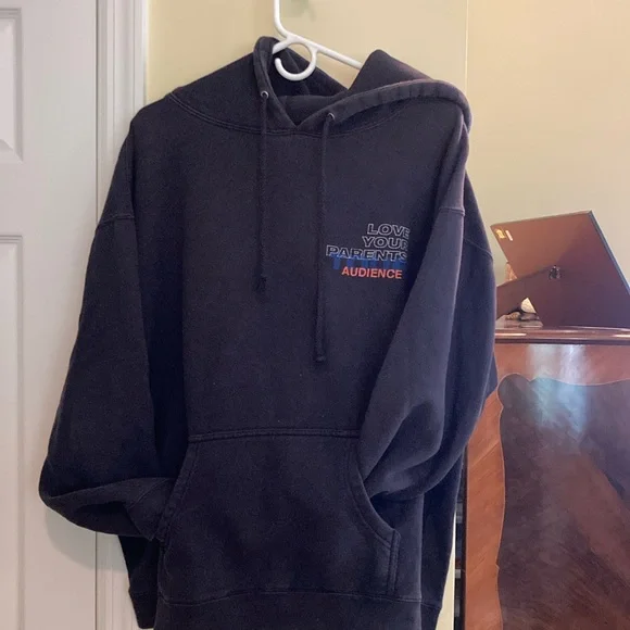 black love your parents audience tour sweater hoodie sz XL - Picture 2 of 10